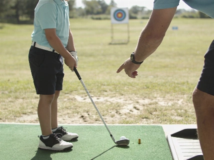 Junior golfers learn faster with direct, concrete coaching Golf Accessories Reviews